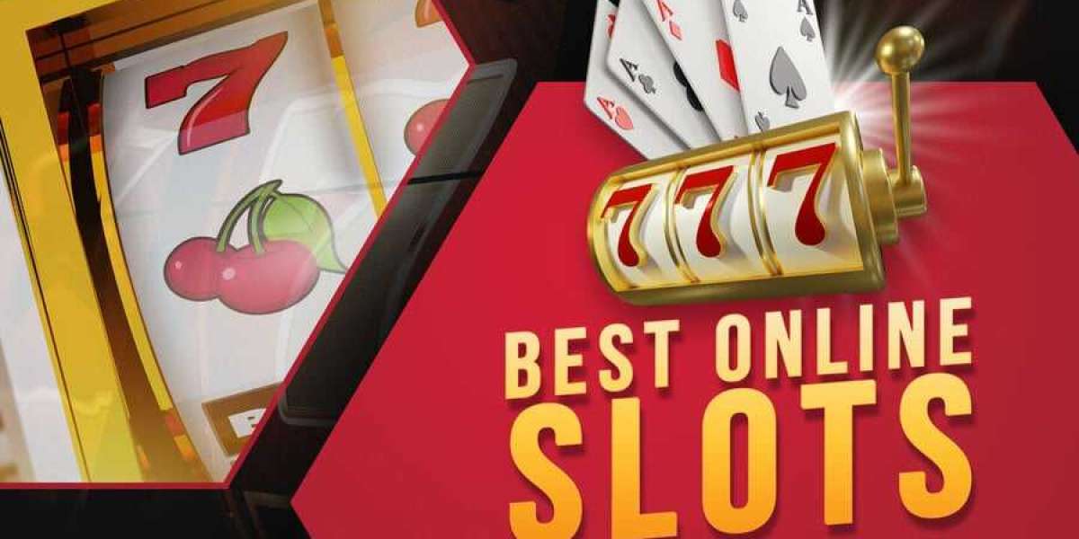 Spin and Win: Decoding the World of Online Slots!