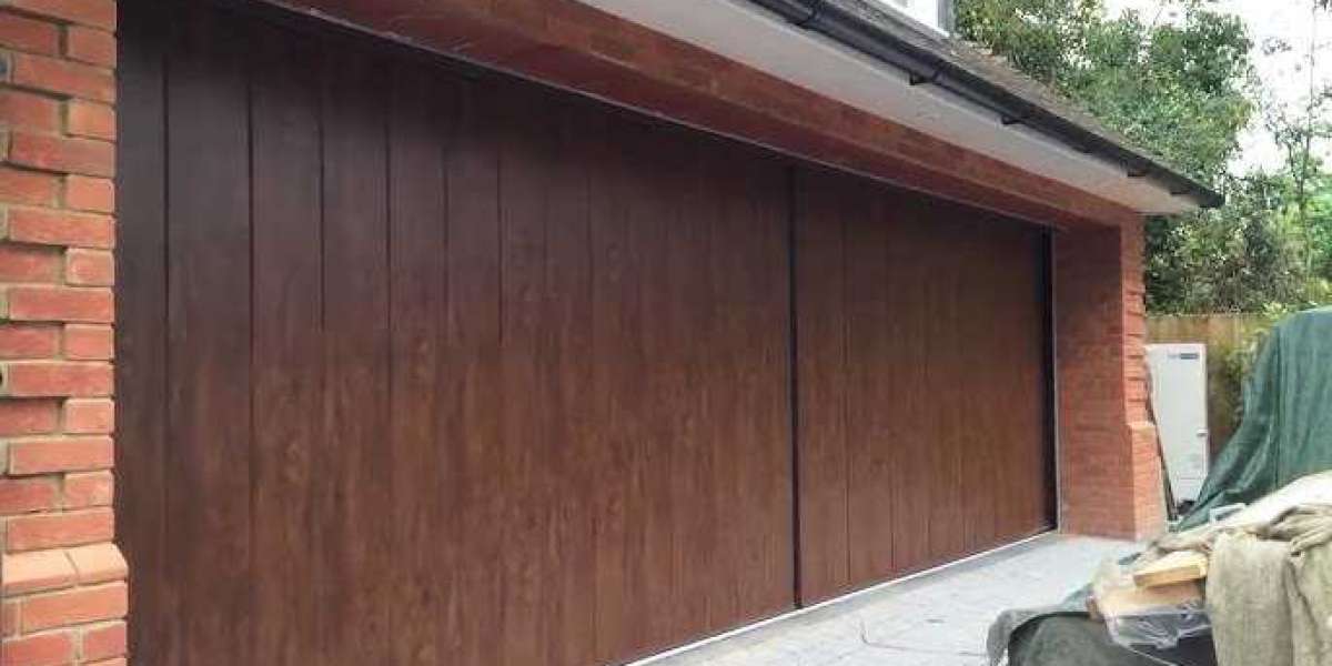 Top Tips for Choosing the Right Garage Door in Mildenhall