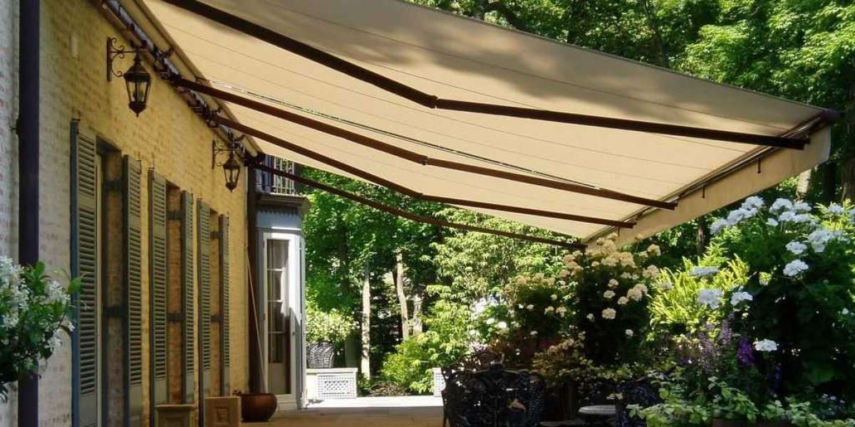 Why Businesses Benefit from Installing Patio Awnings