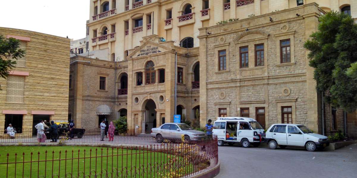 Famous Hospital in Karachi: Lady Dufferin Hospital and Its Exceptional Healthcare Services