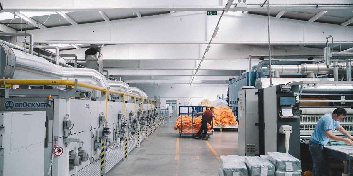 Which Upholstery Fabric Suppliers in the UK Provide Custom Orders?