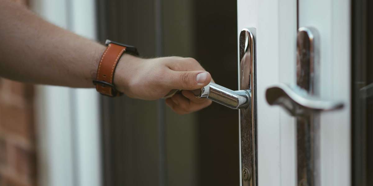 Choosing the Right Locksmith in London for Reliable and Affordable Security Solutions